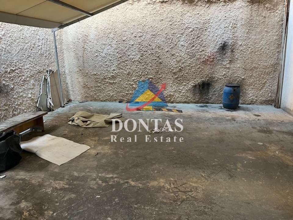 Image 2 of 4