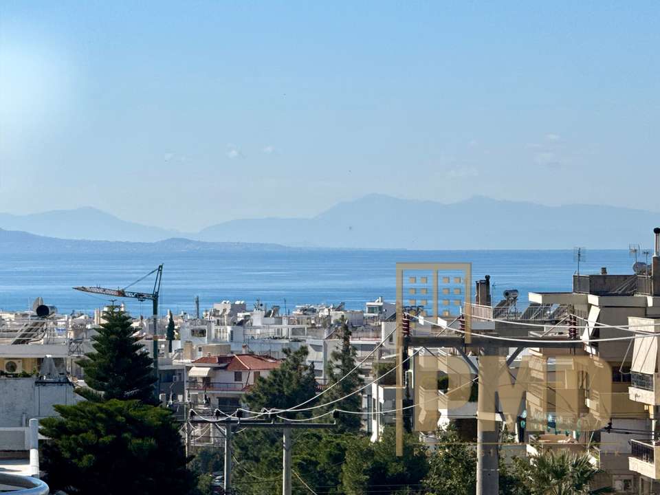 Image 0 of 11
