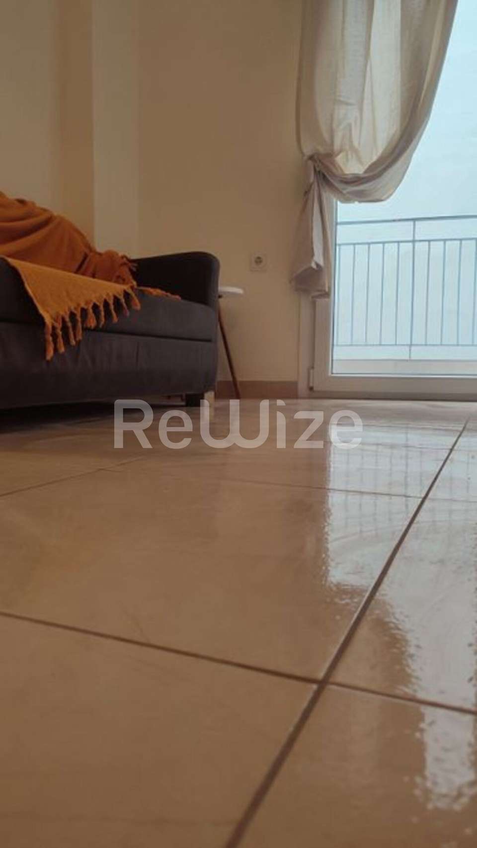 Image 2 of 15