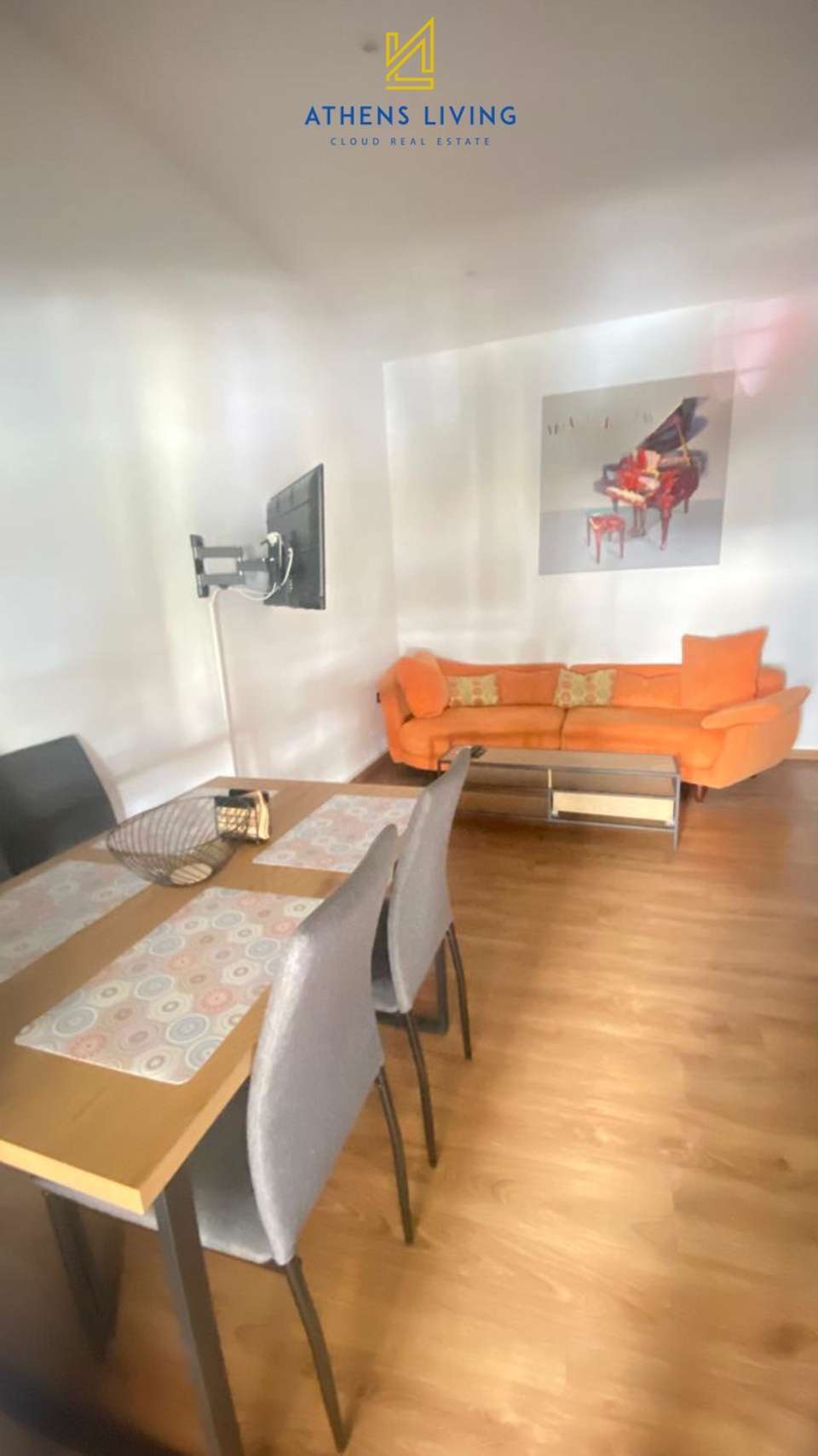 Image 2 of 8