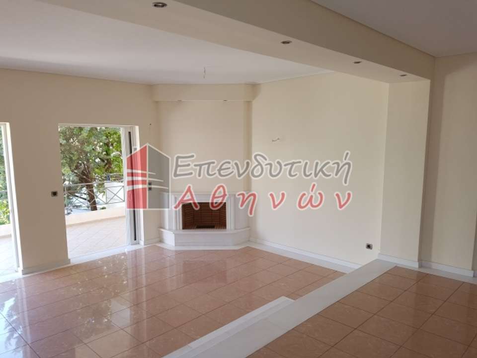 Image 1 of 18