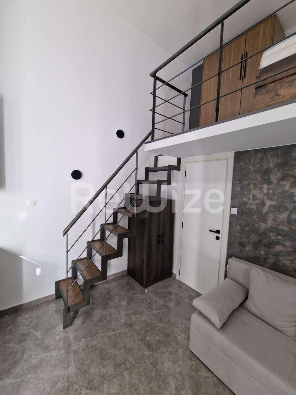Image 2 of 17