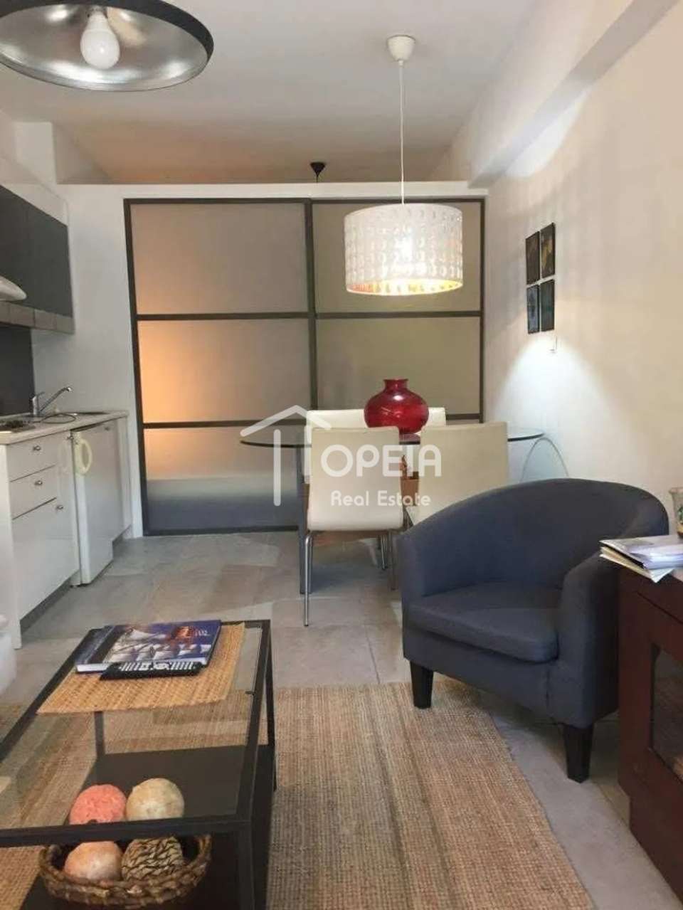 Image 2 of 14