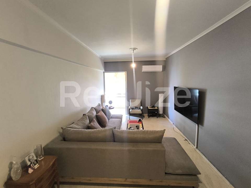 Image 2 of 16