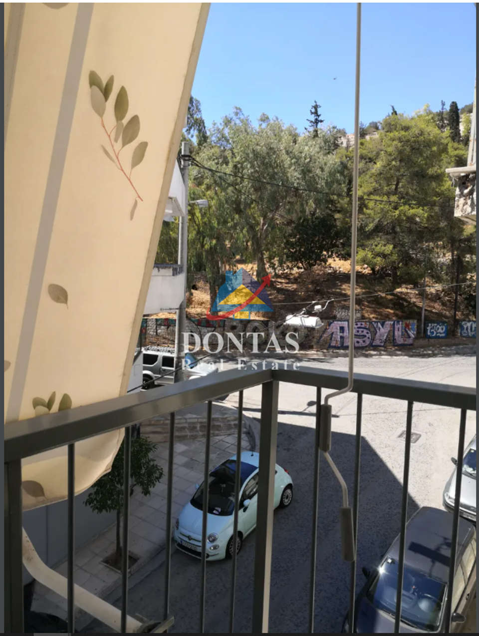 Image 0 of 15