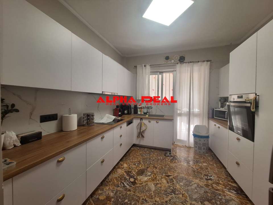 Image 2 of 20