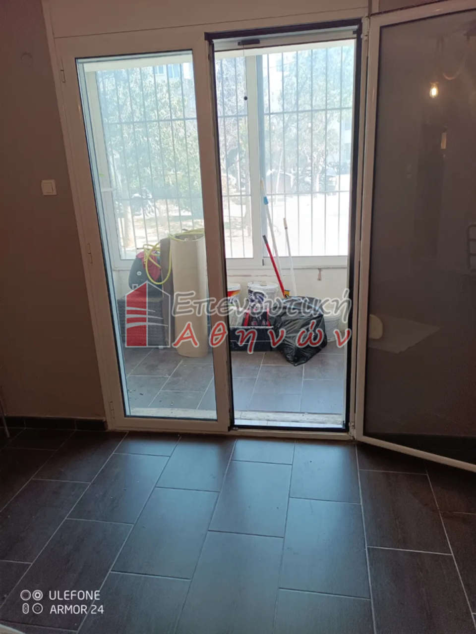 Image 2 of 11