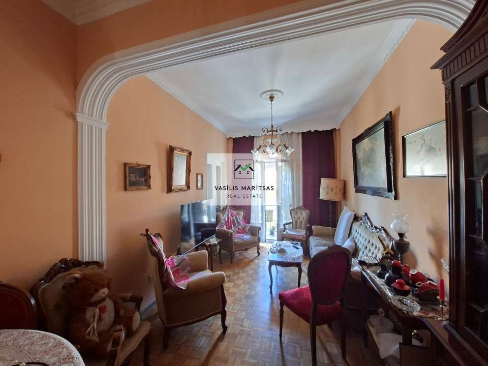 Image 2 of 25
