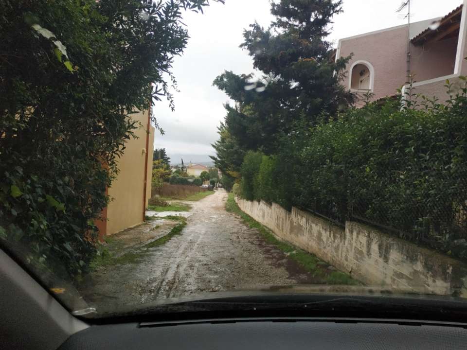 Image 2 of 3