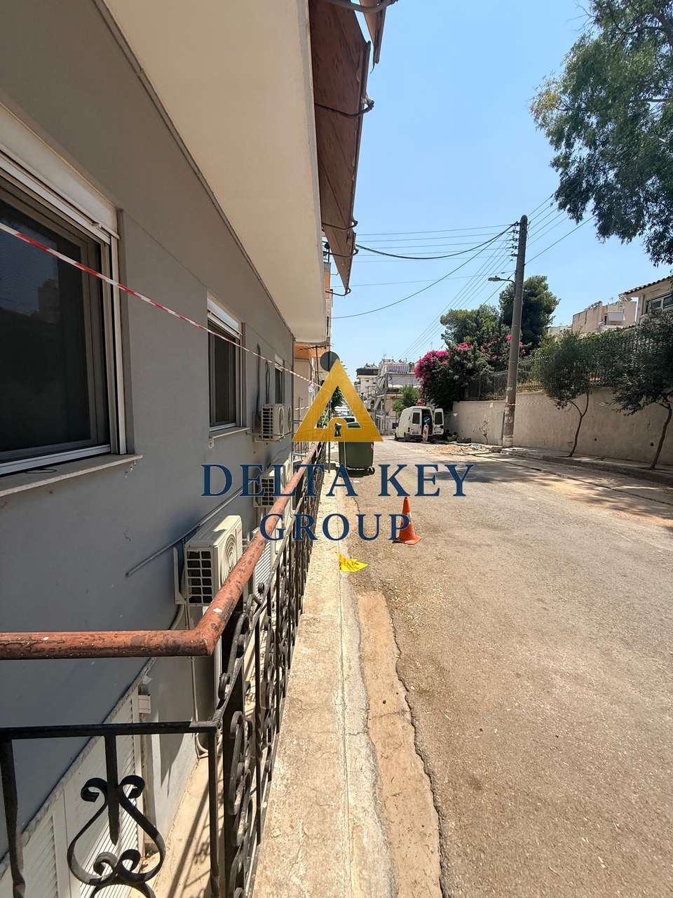 Image 2 of 10