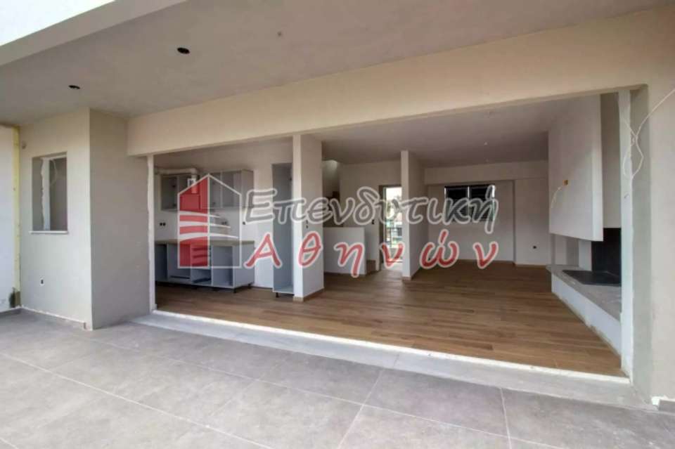 Image 2 of 6