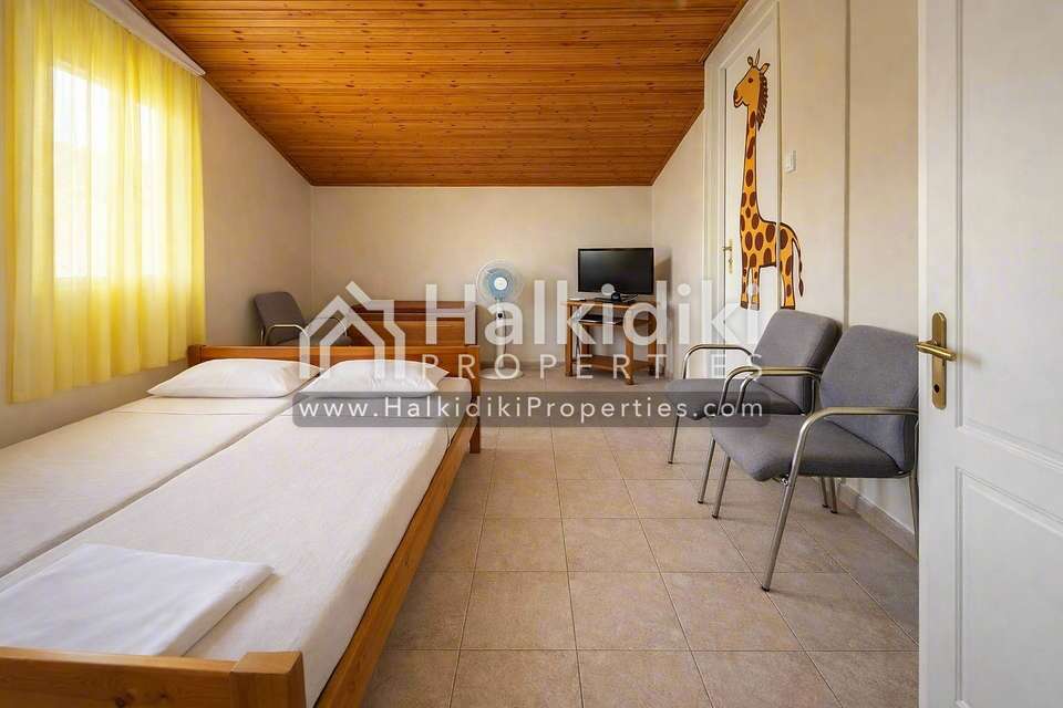 Image 1 of 19