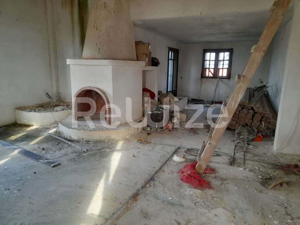 Image 1 of 11