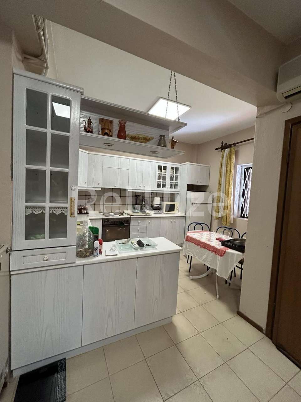 Image 2 of 16