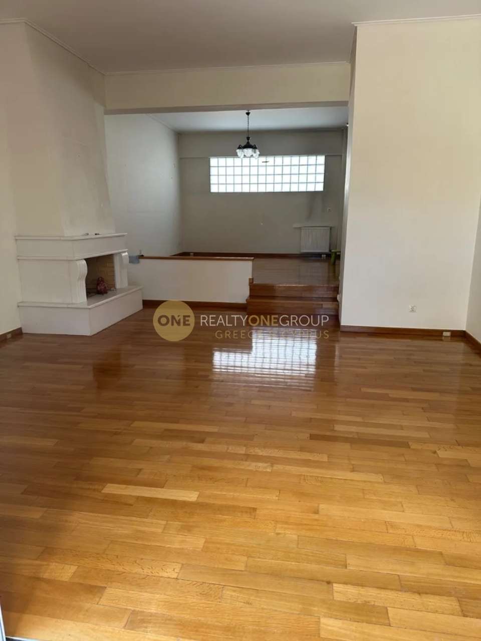 Image 1 of 20