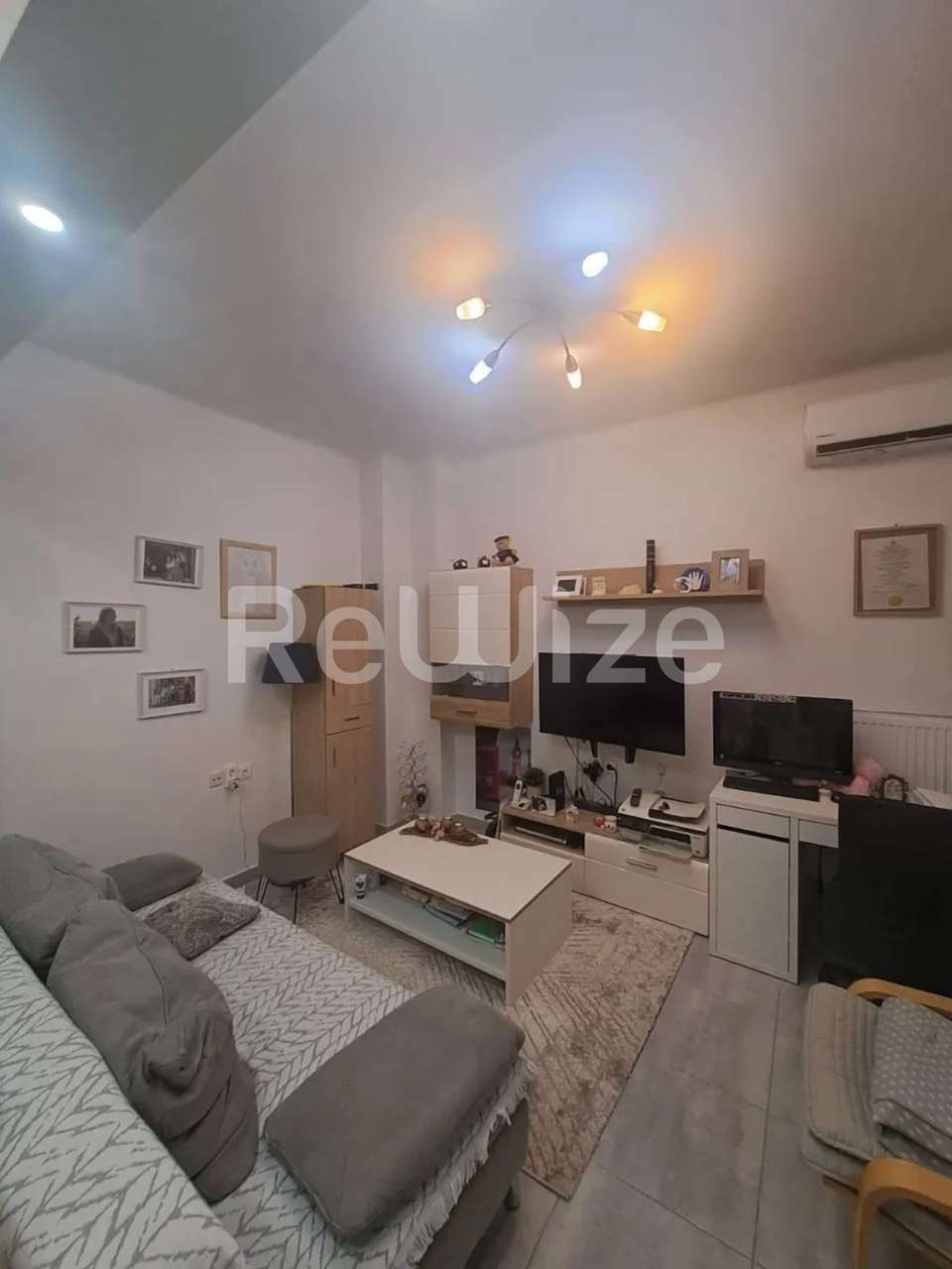 Image 2 of 15