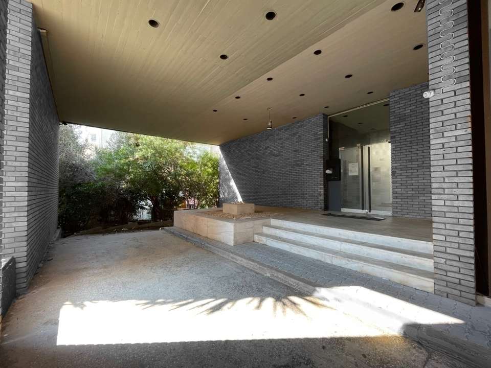 Image 1 of 27