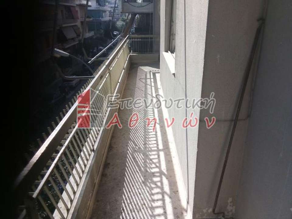 Image 0 of 11
