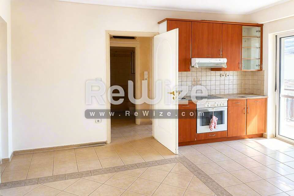 Image 2 of 12