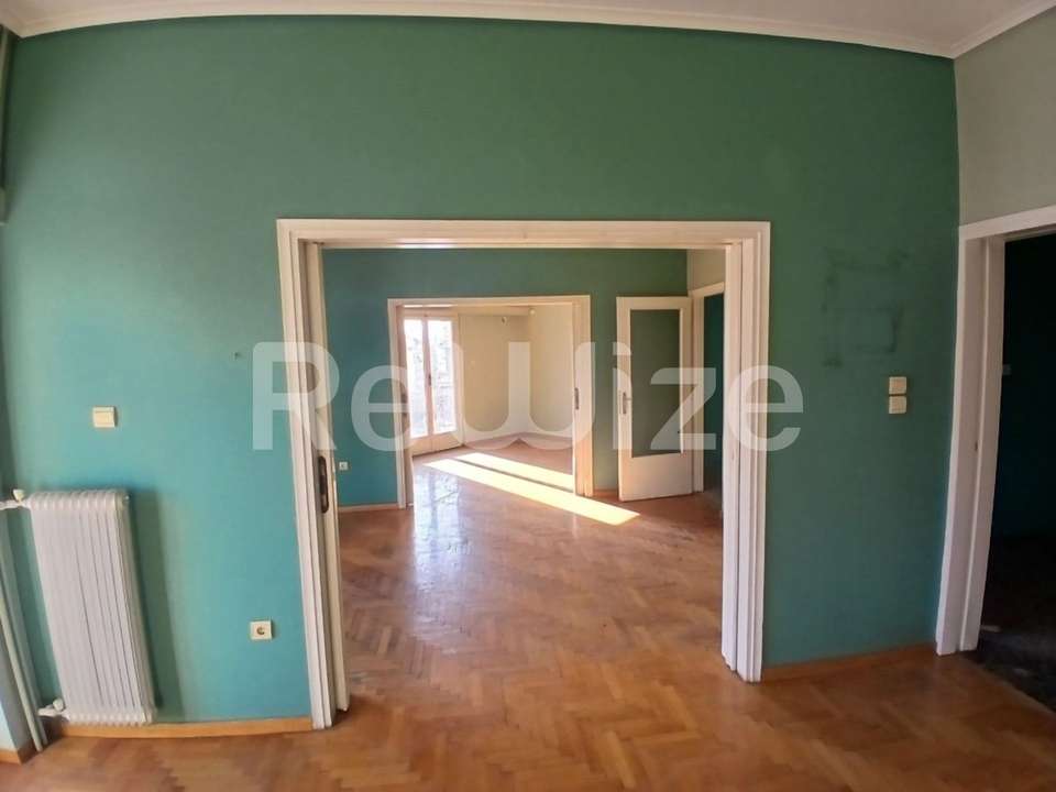 Image 2 of 17