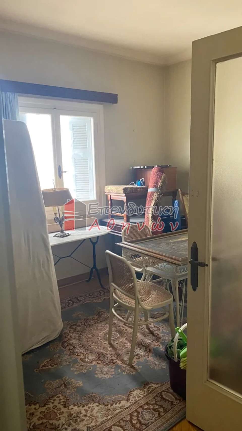 Image 2 of 7