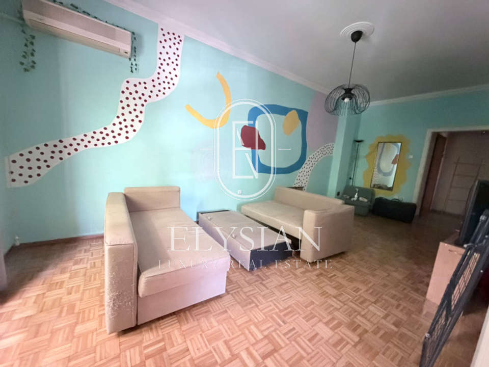 Image 2 of 14