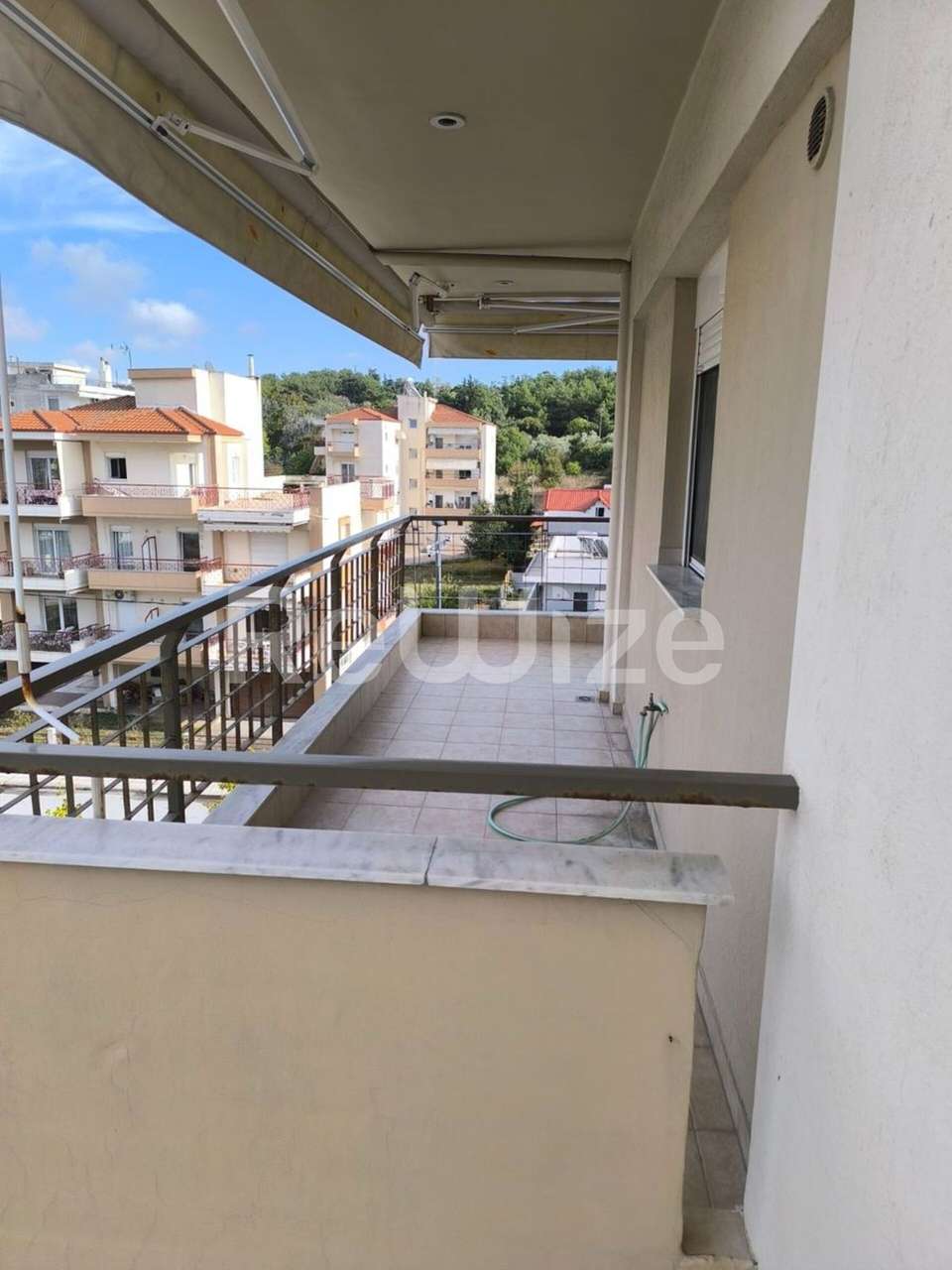 Image 2 of 16
