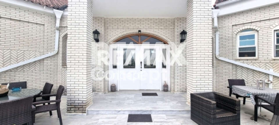 Image 1 of 35