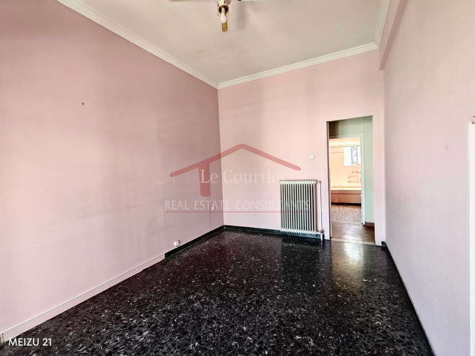 Image 1 of 18