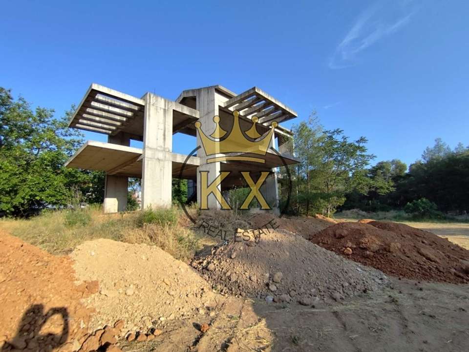 Image 2 of 13