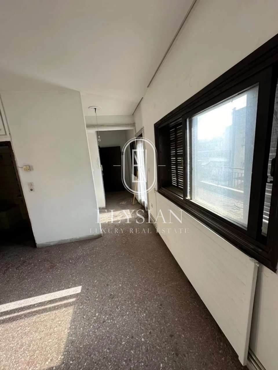 Image 1 of 8
