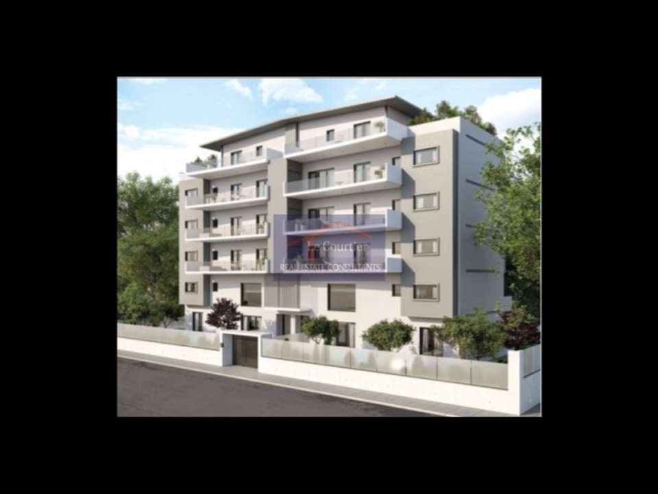 Image 0 of 8