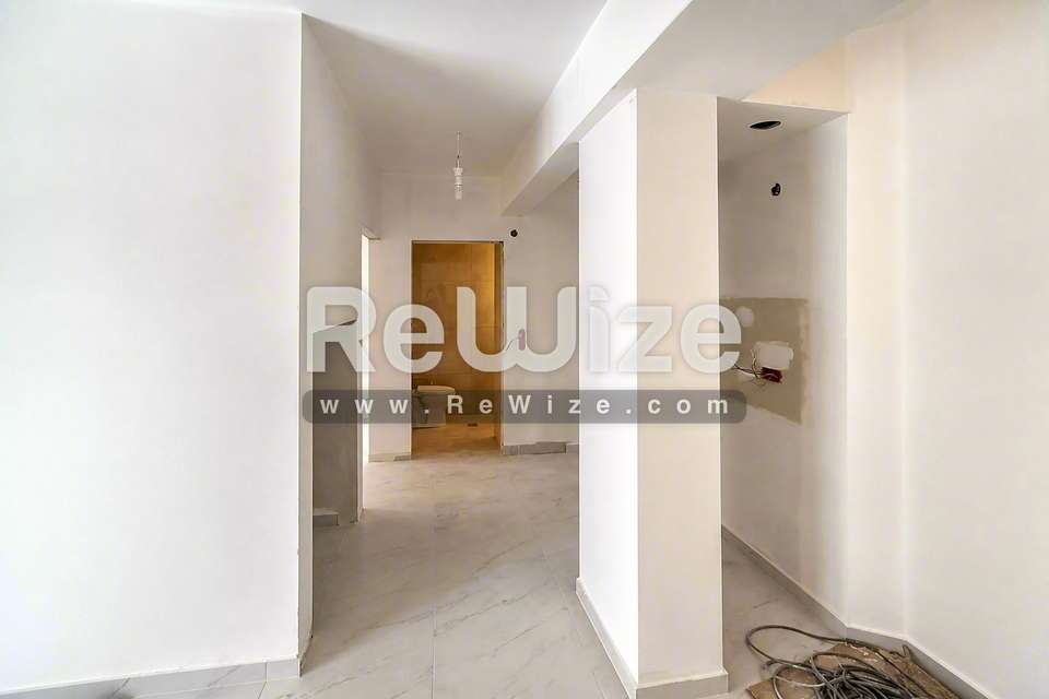 Image 2 of 21