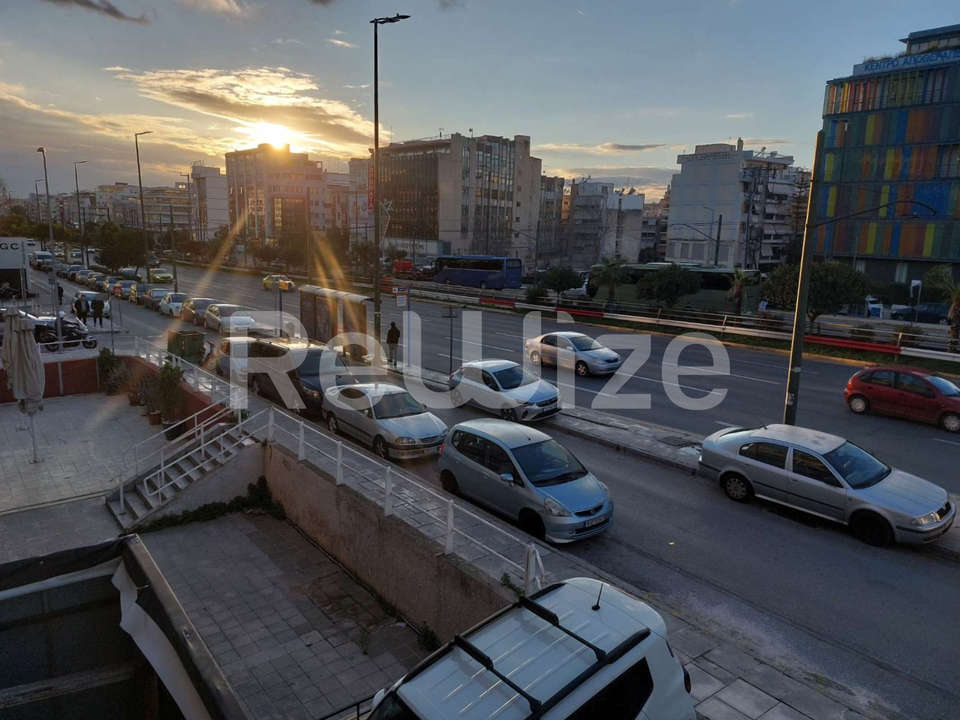 Image 1 of 17