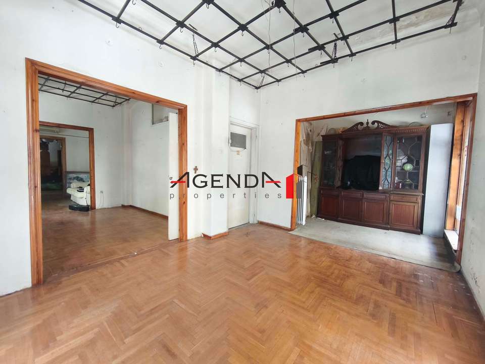 Image 1 of 12