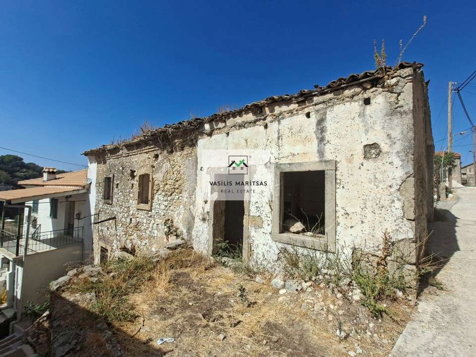 Image 2 of 17