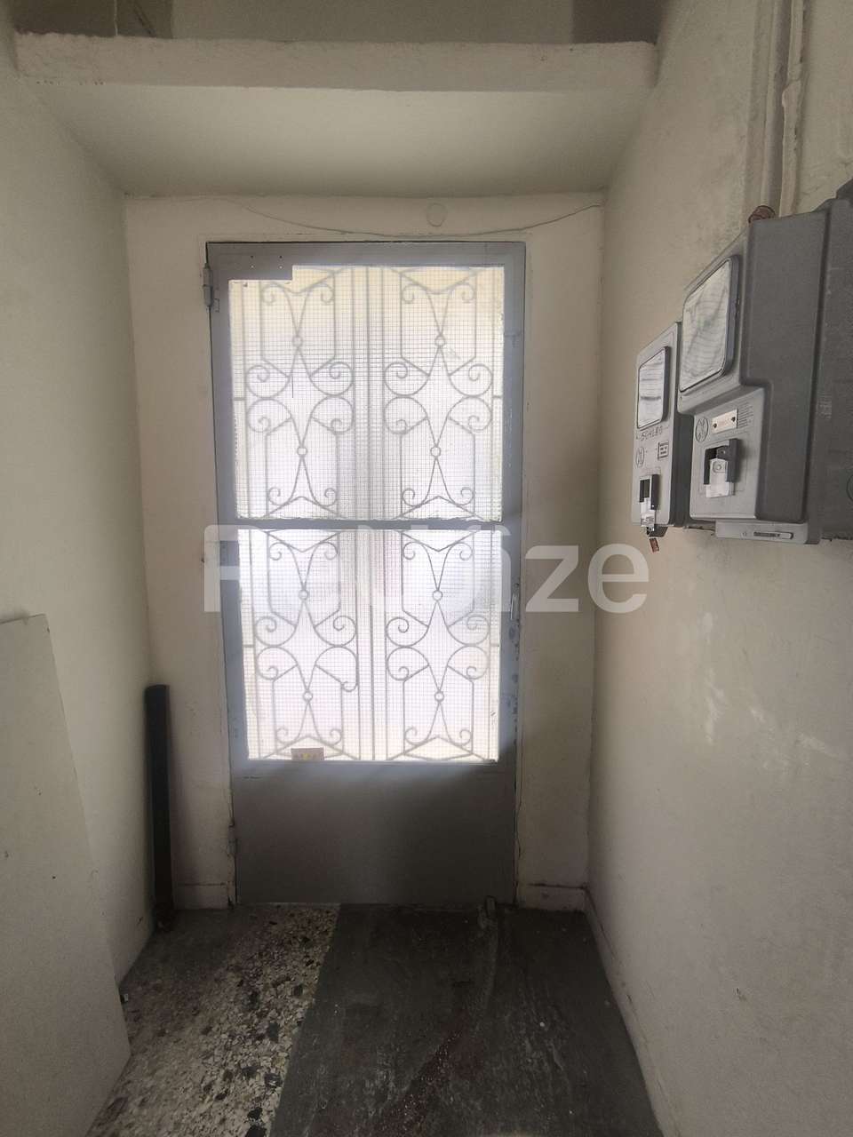 Image 2 of 22