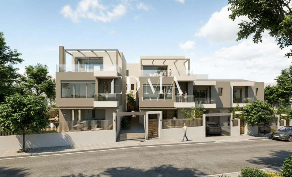Image 2 of 5