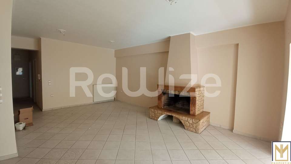 Image 2 of 15
