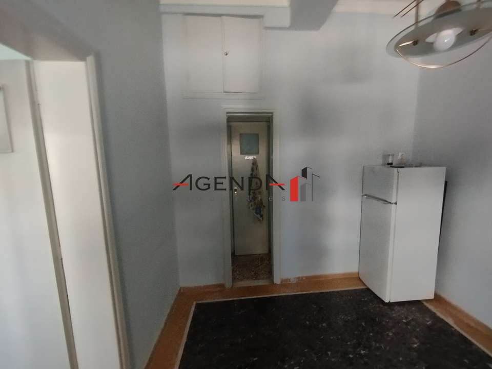 Image 1 of 20