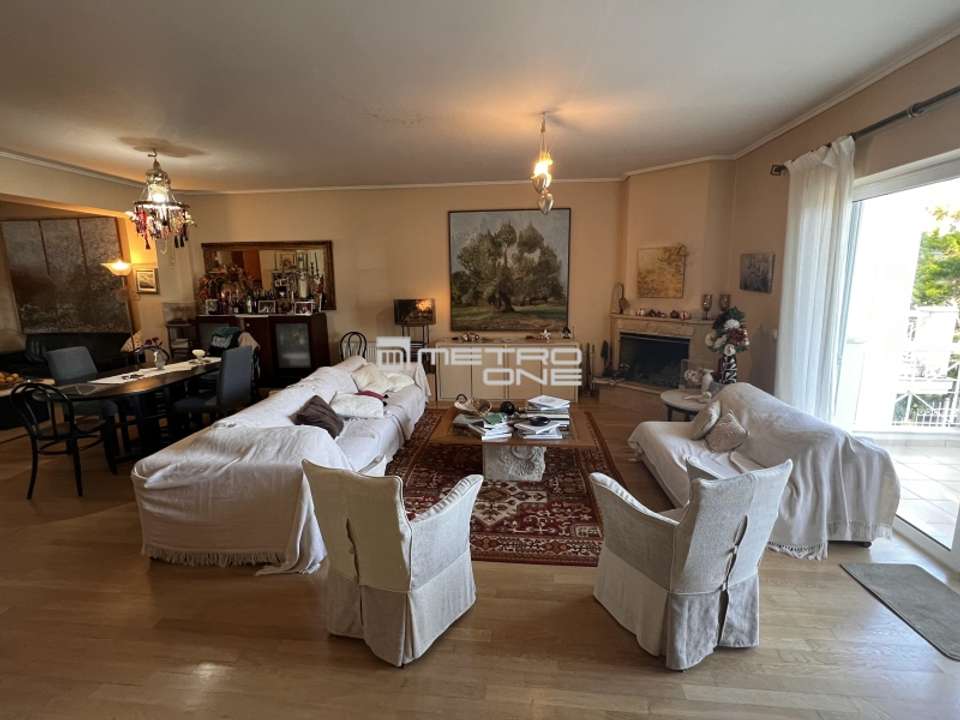 Image 0 of 20