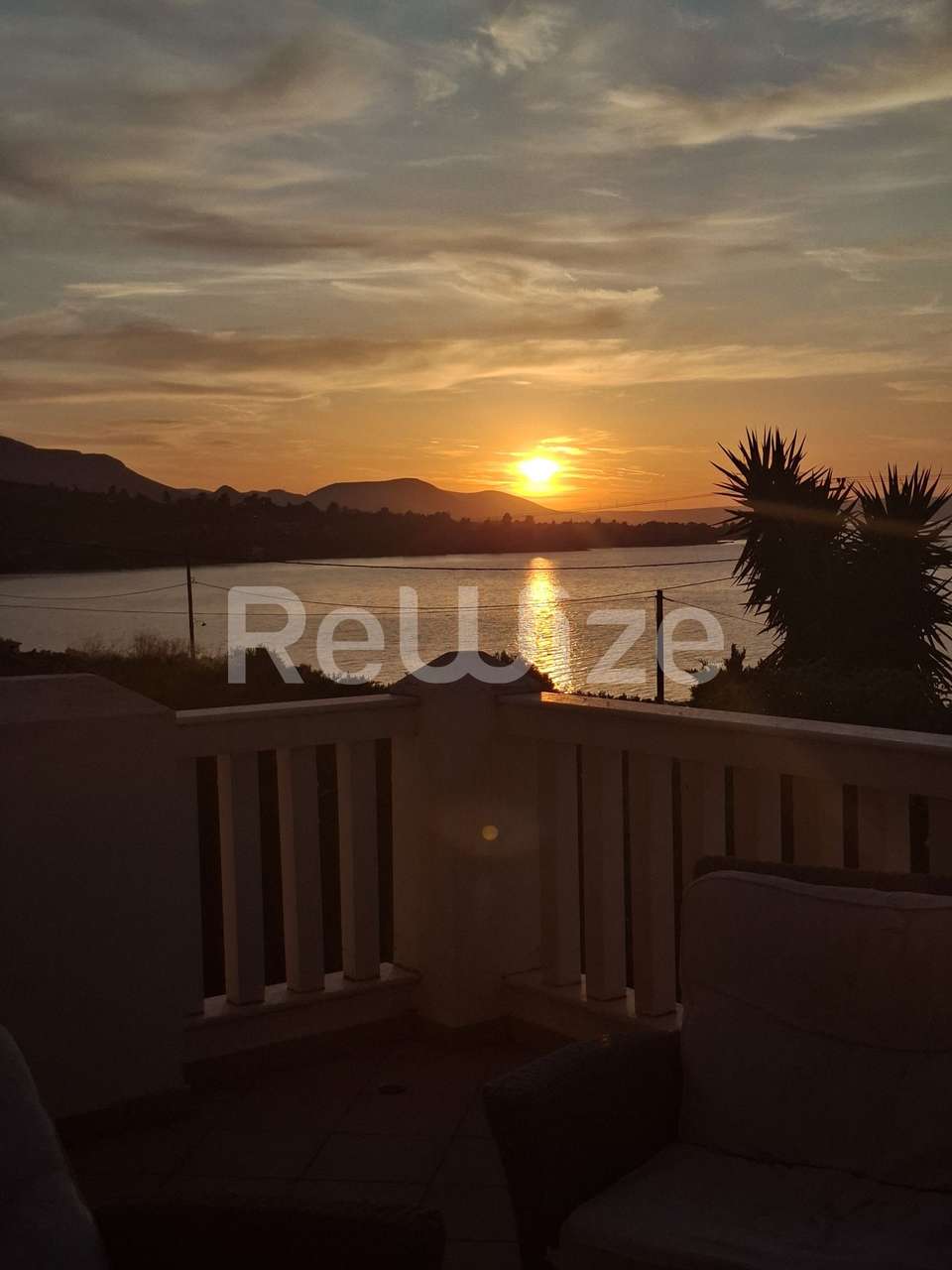 Image 2 of 31