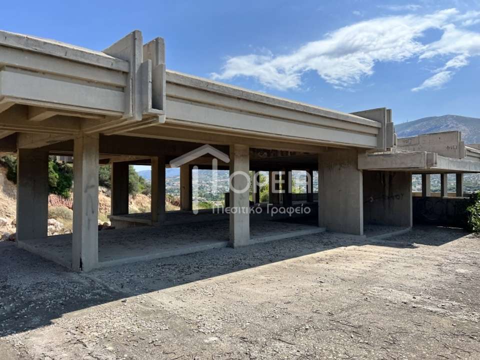 Image 1 of 21