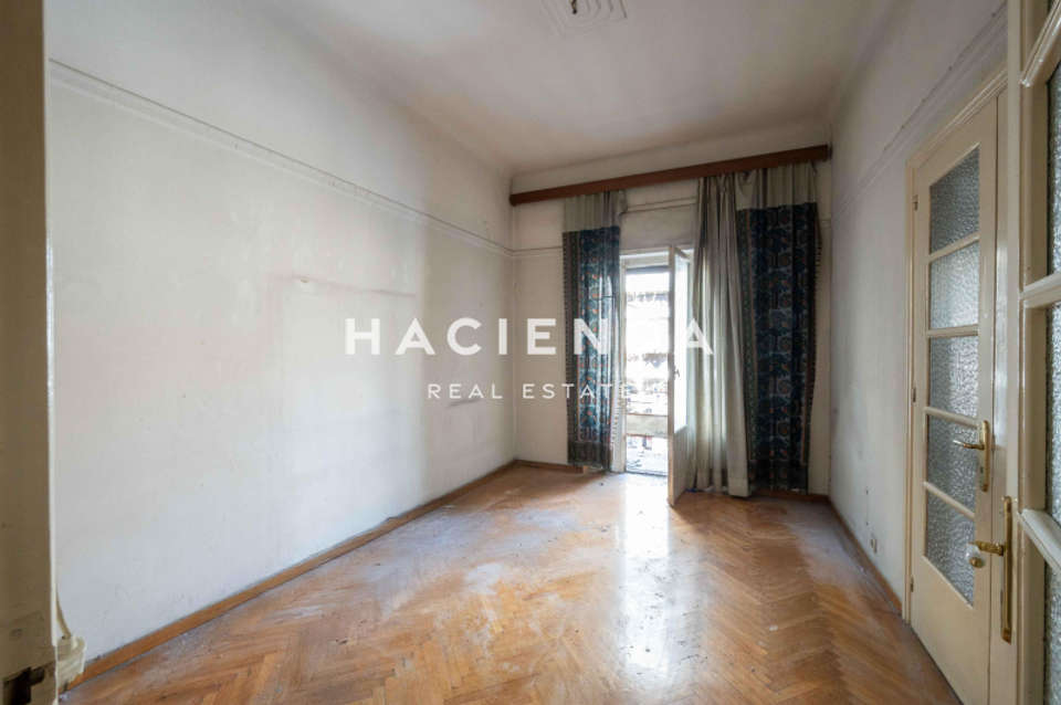 Image 1 of 11