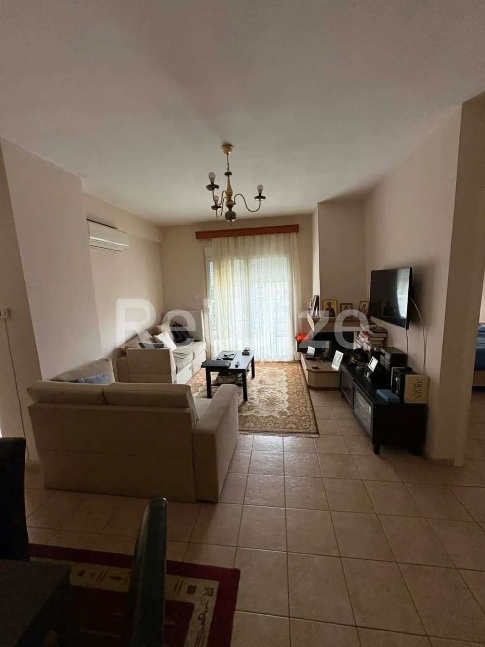 Image 1 of 18