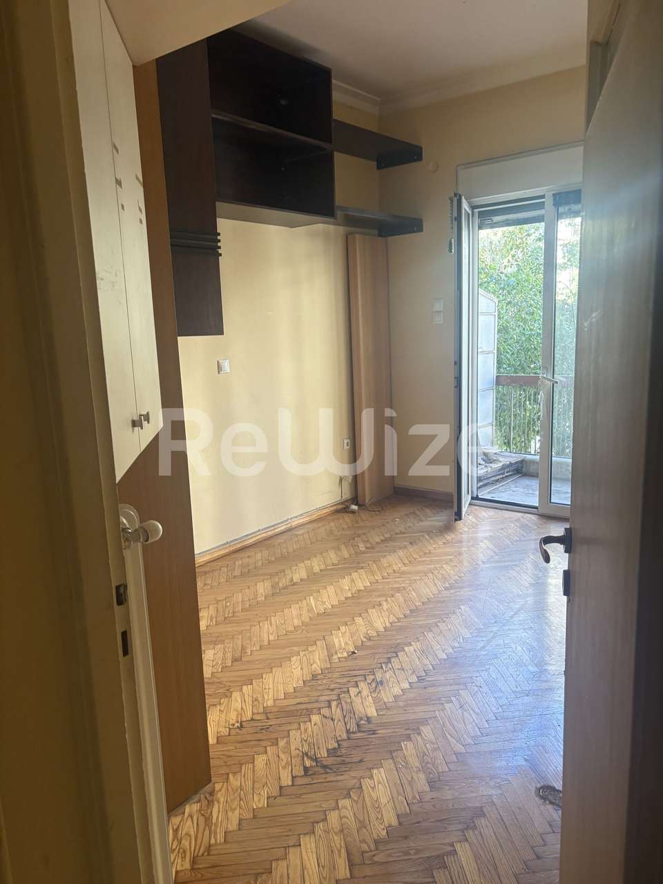 Image 2 of 12