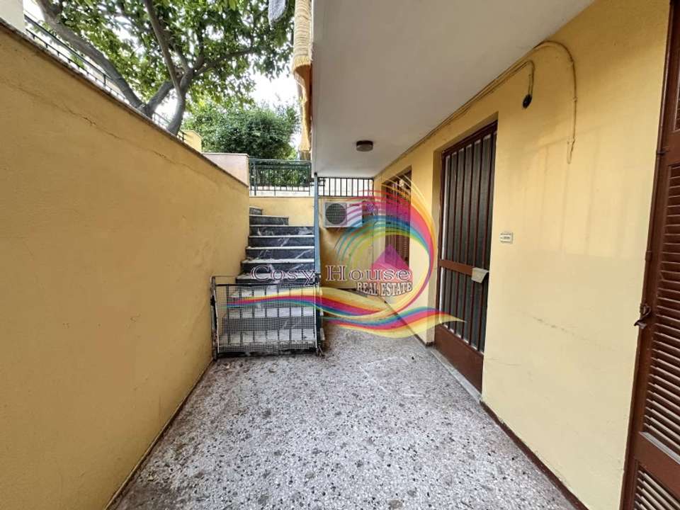 Image 0 of 12