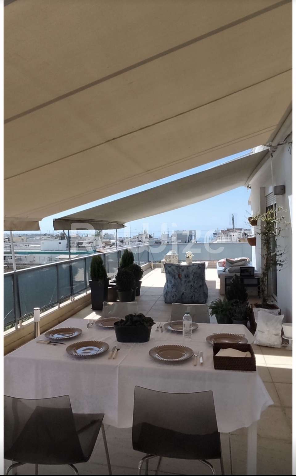 Image 2 of 10