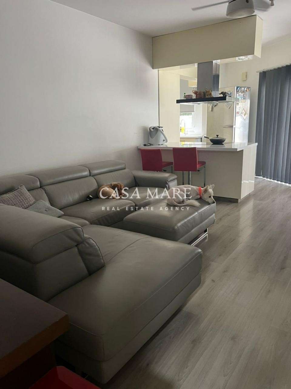 Image 2 of 15