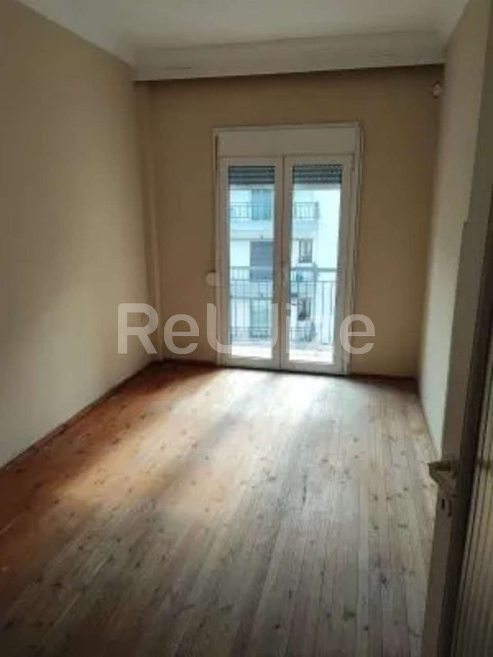 Image 2 of 23